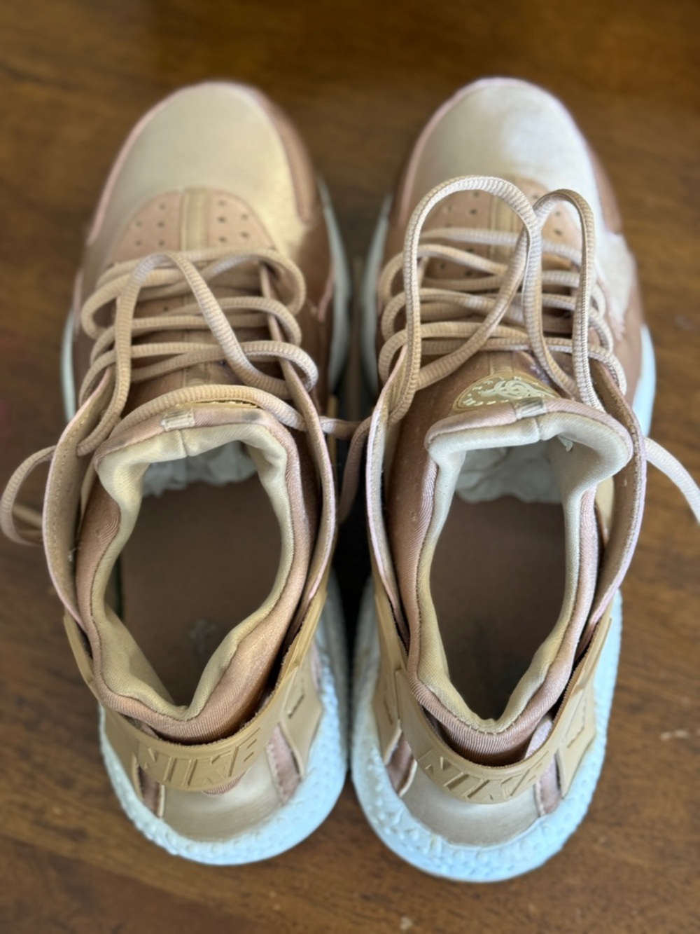 Nike Air Huarache Run Premium 'Bronze' size 10 ladies - Picture 4 of 9